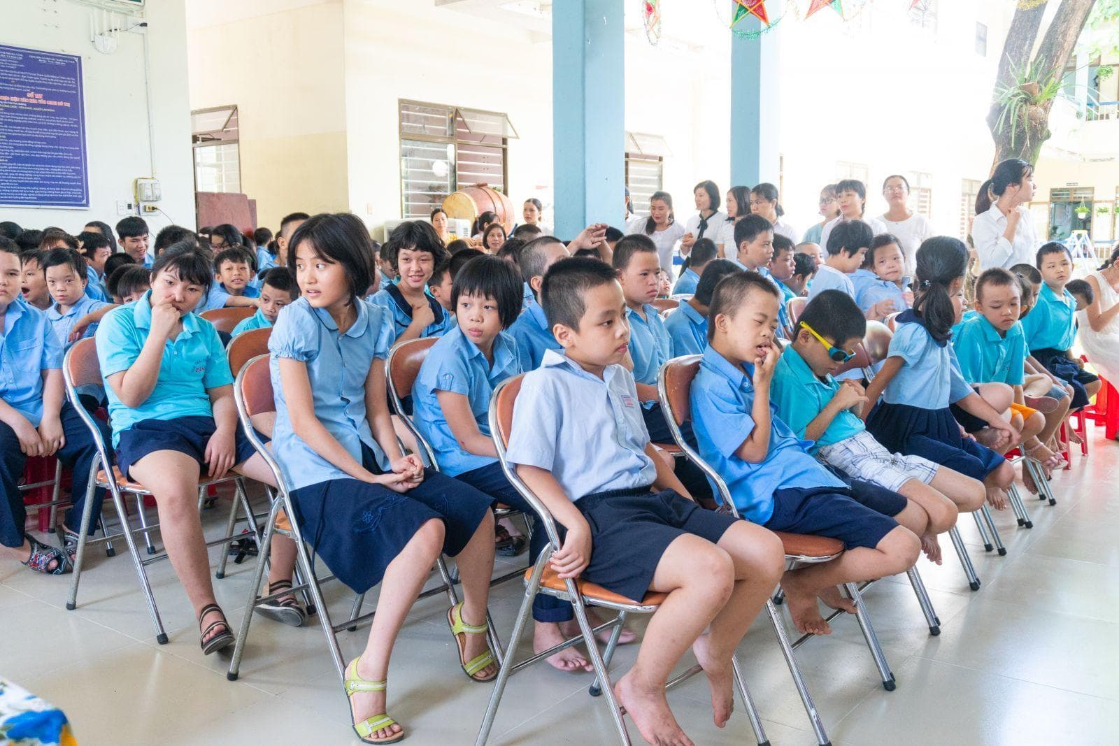 NHÂN RỘNG YÊU THƯƠNG, ĐEM TRUNG THU ĐẾN VỚI CÁC EM NHỎ