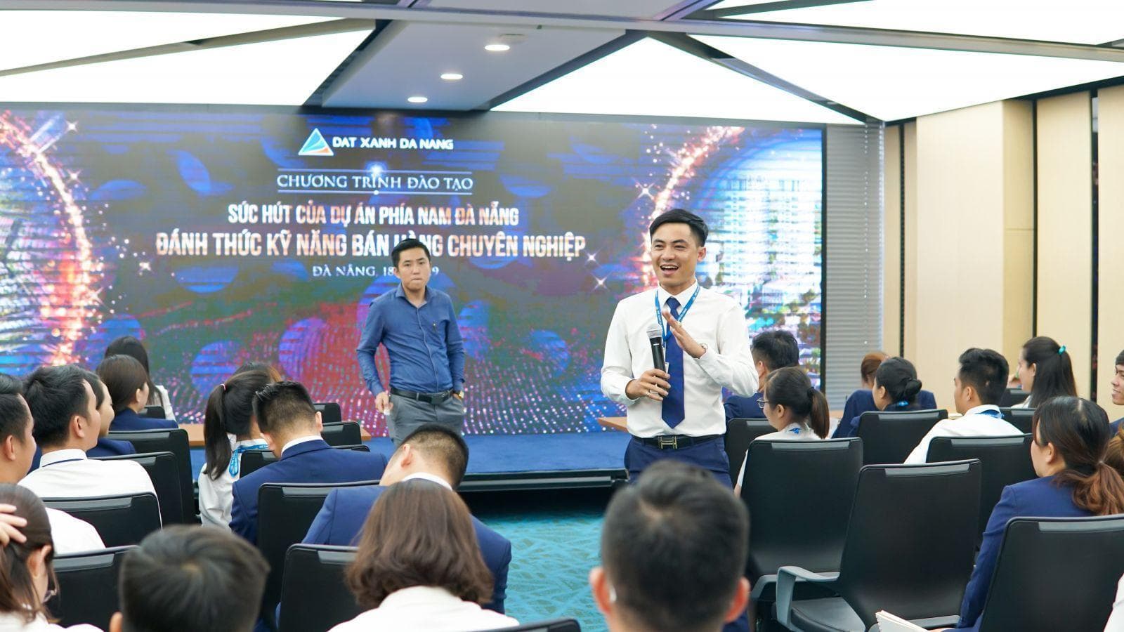 ĐÀO TẠO: SỨC HÚT TỪ DỰ ÁN PHÍA NAM ĐÀ NẴNG – ĐÁNH THỨC KỸ NĂNG BÁN HÀNG CHUYÊN NGHIỆP