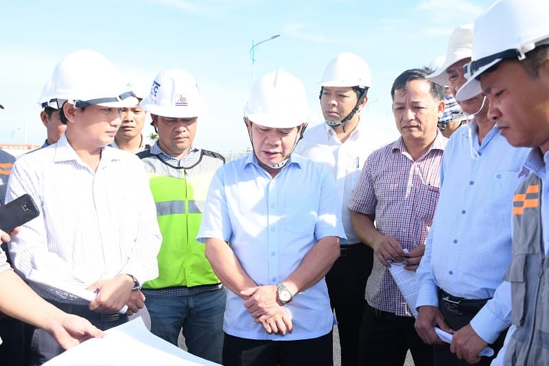 CÂY CẦU DÂY VĂNG ĐẦU TIÊN BẮC QUA SÔNG TRÀ KHÚC SẼ THÔNG XE VÀO NGÀY 20/10