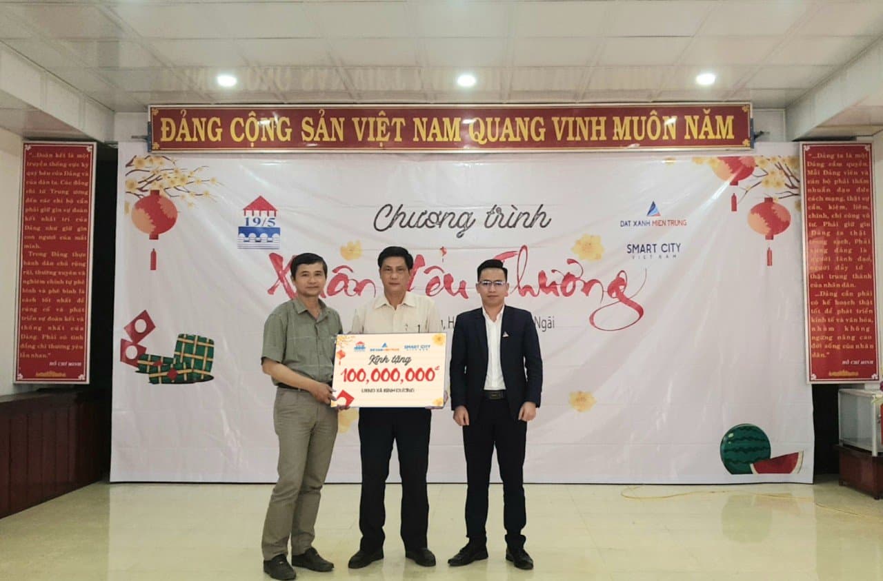 VNSC TRAO 300 SUẤT QUÀ CHO NGƯỜI DÂN ĐÀ NẴNG, QUẢNG NGÃI DỊP TẾT NGUYÊN ĐÁN 2021