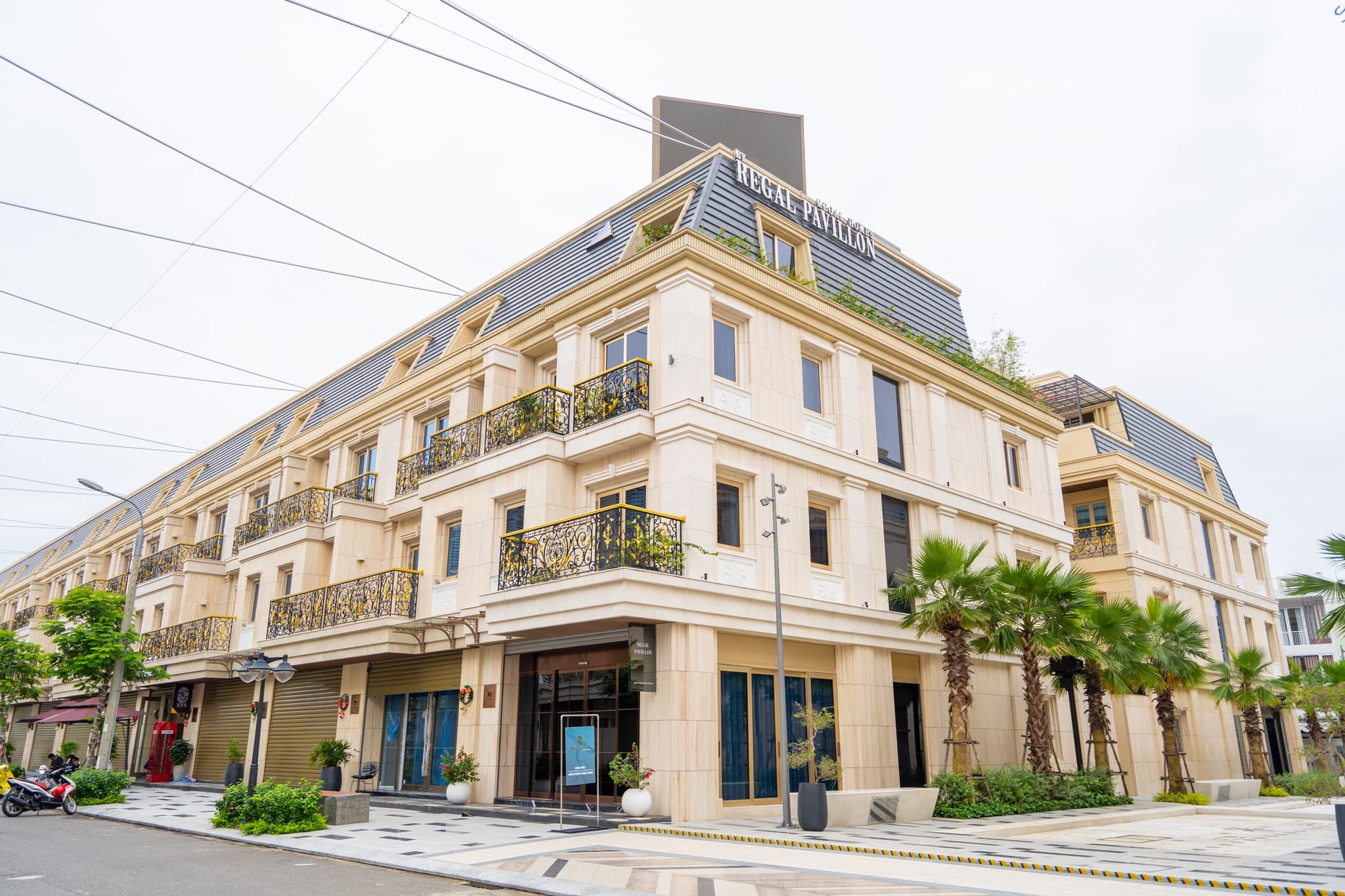 Regal Pavillon - 03/2023 - Ảnh 5