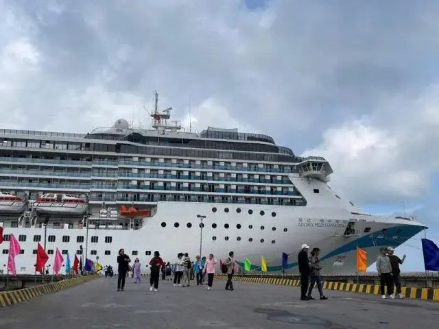 Nhìn thấy gì từ kỷ lục đón khách du lịch Huế dịp Tết Bính Ngọ?