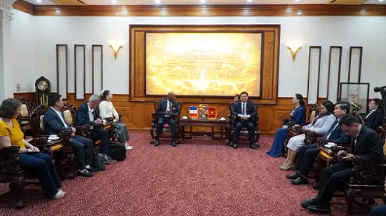 Huế – Cộng hoà Pháp hợp tác du lịch, giáo dục và kinh tế đô thị