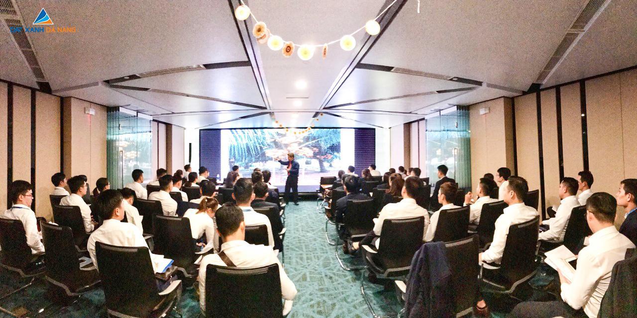 KHÔNG KHÍ SÔI NỔI TRONG CHƯƠNG TRÌNH ĐÀO TẠO “NÂNG CAO NĂNG LỰC NHÀ MÔI GIỚI BẤT ĐỘNG SẢN”