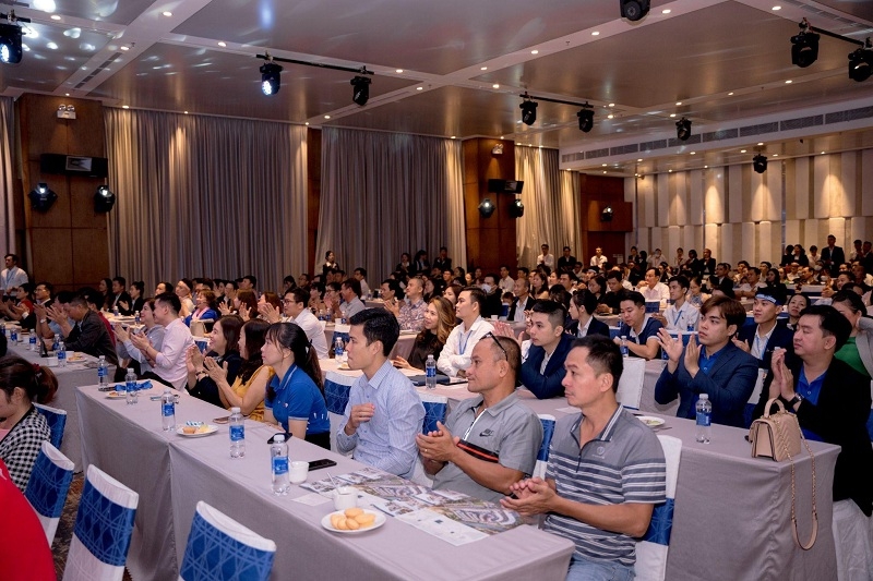 Ra mắt phiên bản giới hạn Regal Victoria - Elizabeth Edition: Kiến tạo chuẩn sống mới cho giới tinh hoa