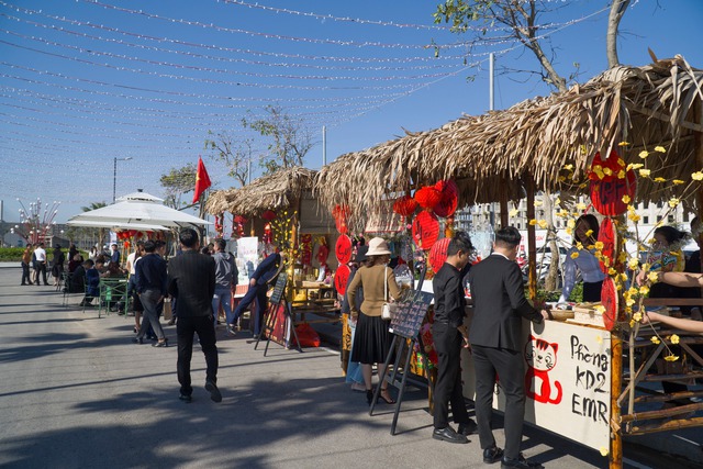 Hoi Cho Xuan Regal Legend