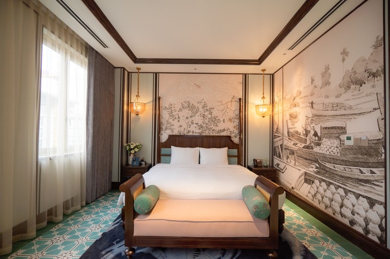 Ben Trong Khach San Kien Truc Indochine Doc Dao Tai Quang Binh Hinh 4