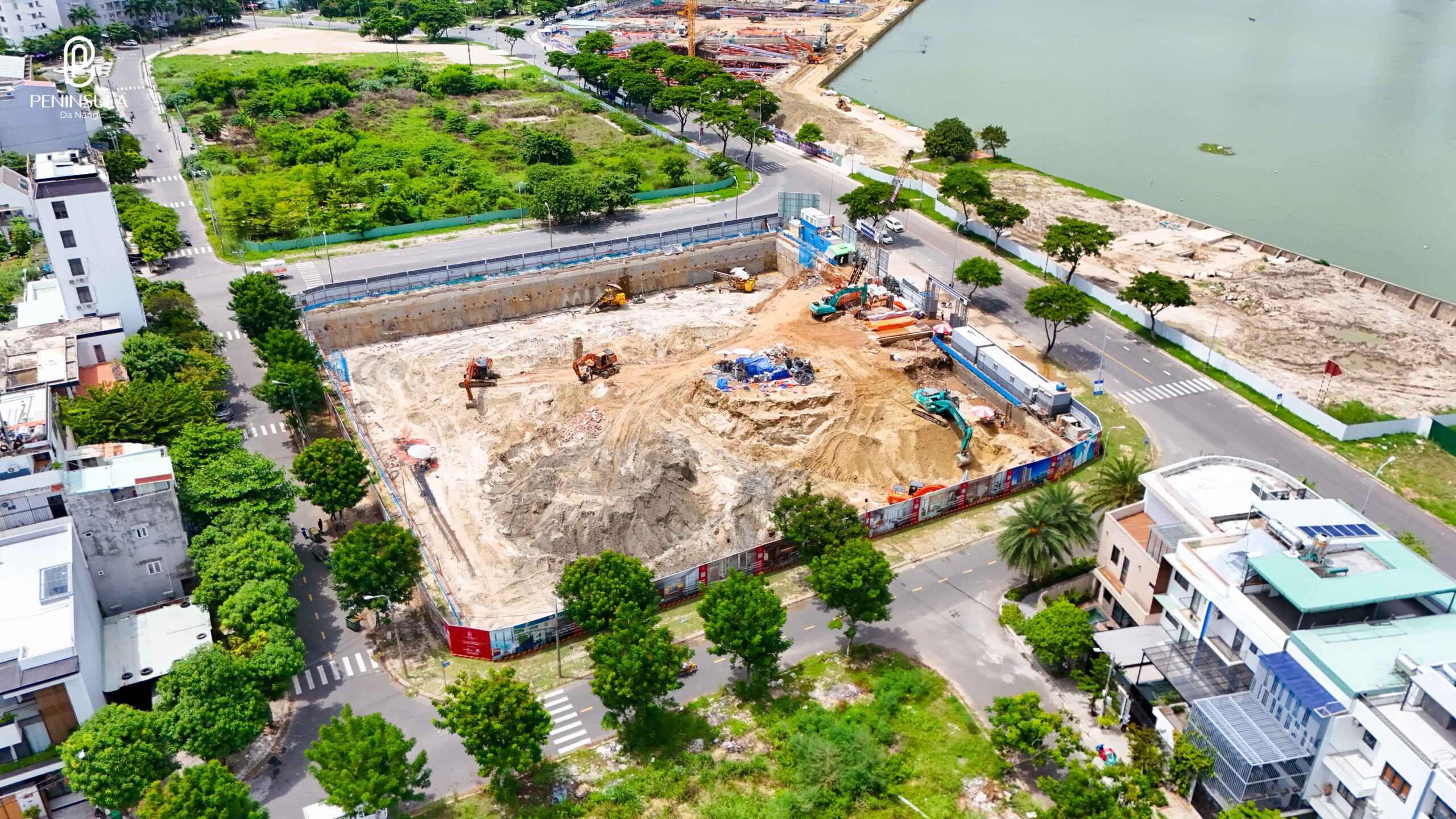 Tiến độ Peninsula Da Nang 07/2024