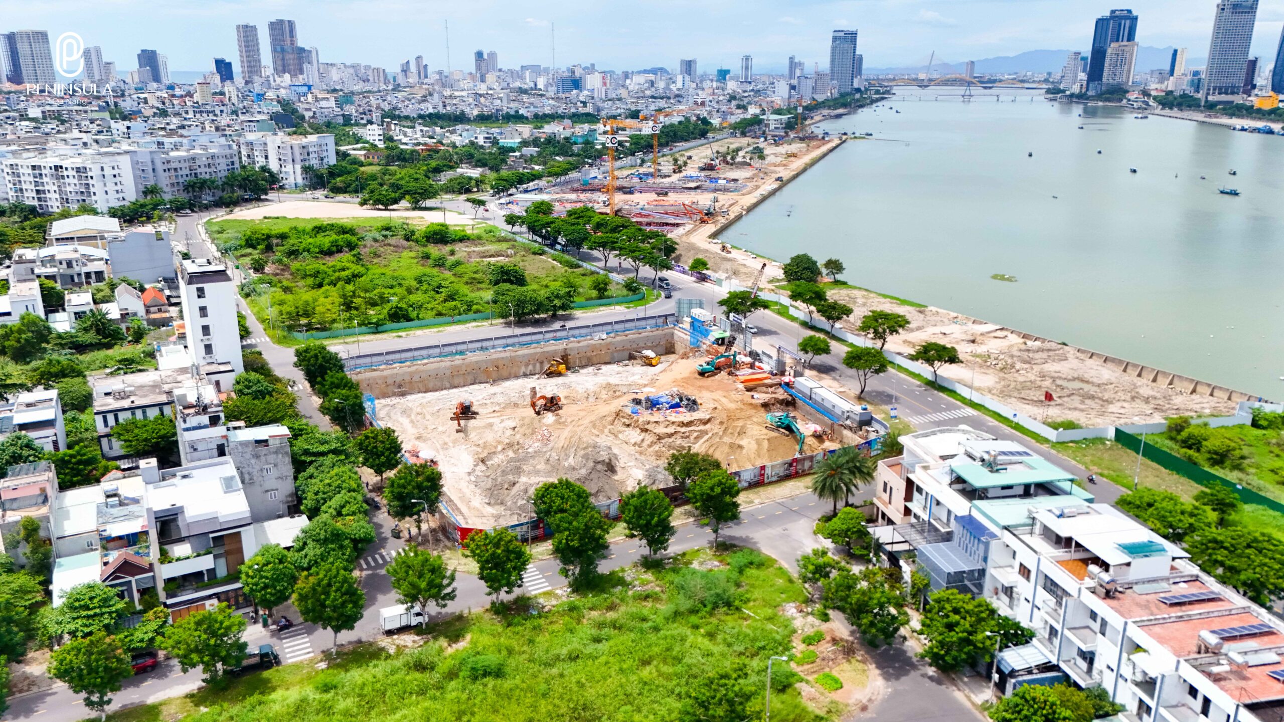 Tiến độ Peninsula Da Nang 07/2024