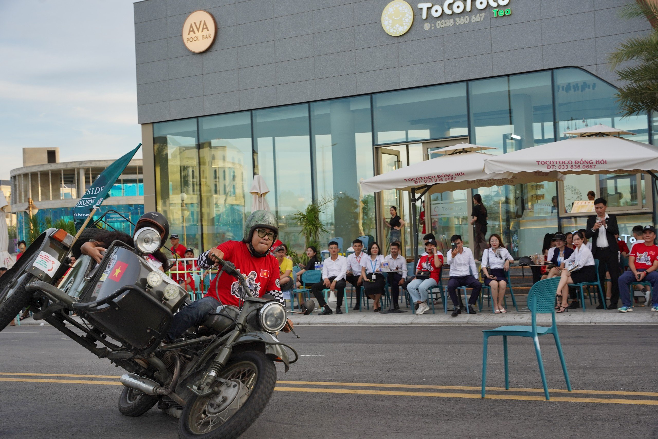 Đồng Hới lần đầu tiên tổ chức Legend Sidecar Festival – Thăng hoa với màn trình diễn ba bánh nghệ thuật